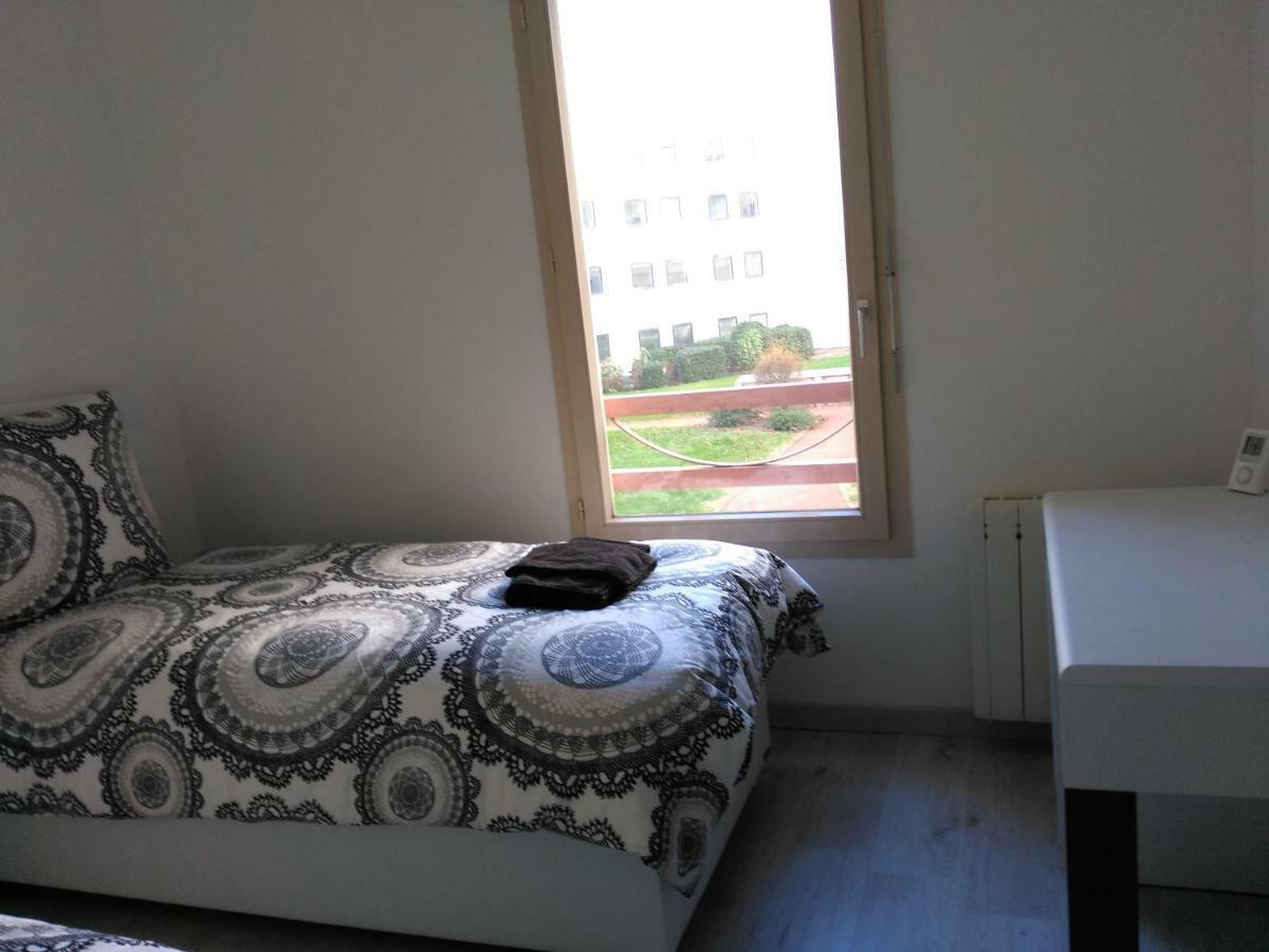 Bel Et Spacieux Appartement De 84 M² Avec Parking Tres Proche Du Metro Garibaldi Lyon Luaran gambar